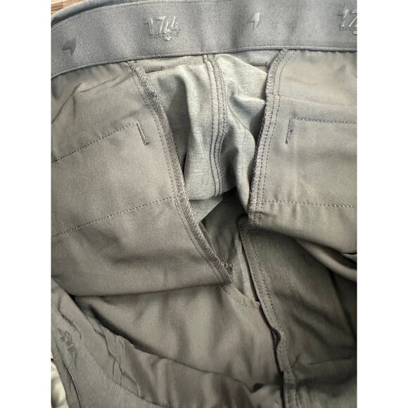 1764 Golf signature shorts in dark gray size 34 - Picture 6 of 6